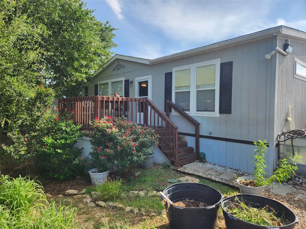 185 Cedar Drive, Azle