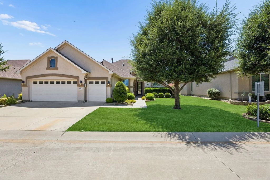 8917 Gardenia Drive, Denton