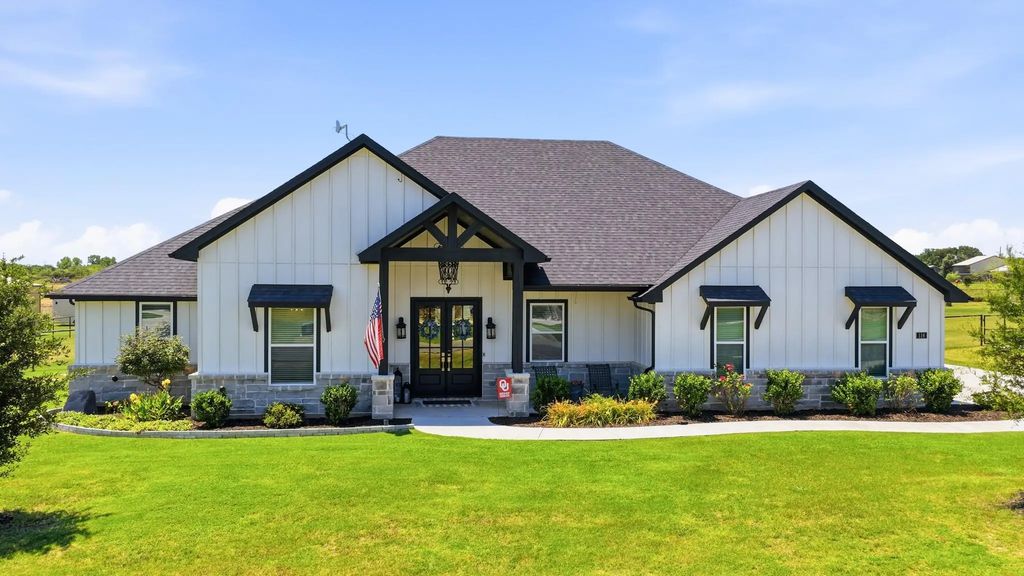 116 Friendship Way, Boyd