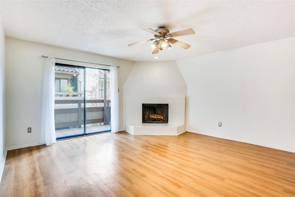 7640 W Greenway Boulevard 6b, Dallas