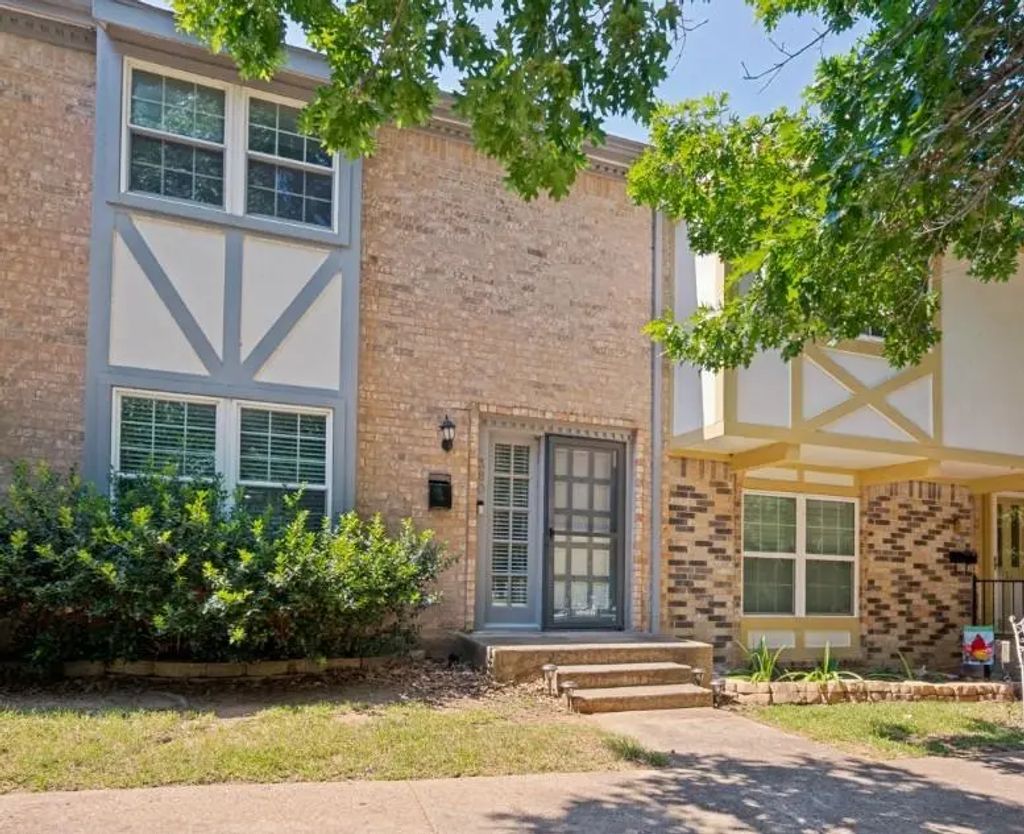 380 Westview Terrace, Arlington