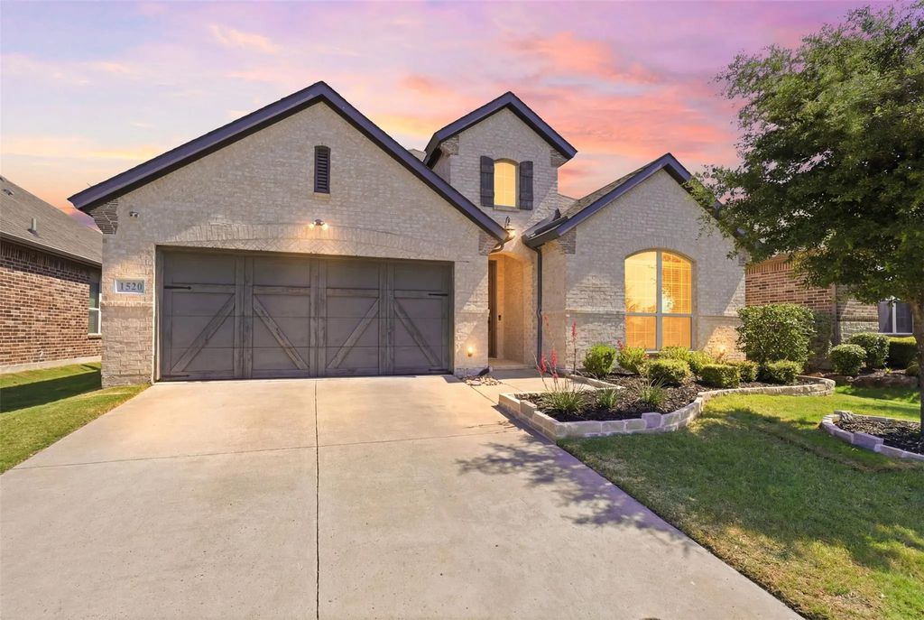 1520 Cherry Blossom Lane, Celina