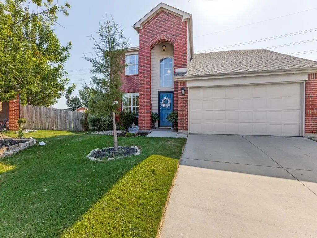 11940 Gold Creek Drive E, Fort Worth