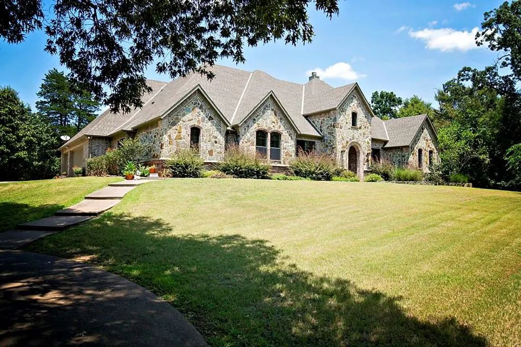4700 Stonebridge Lane, Athens