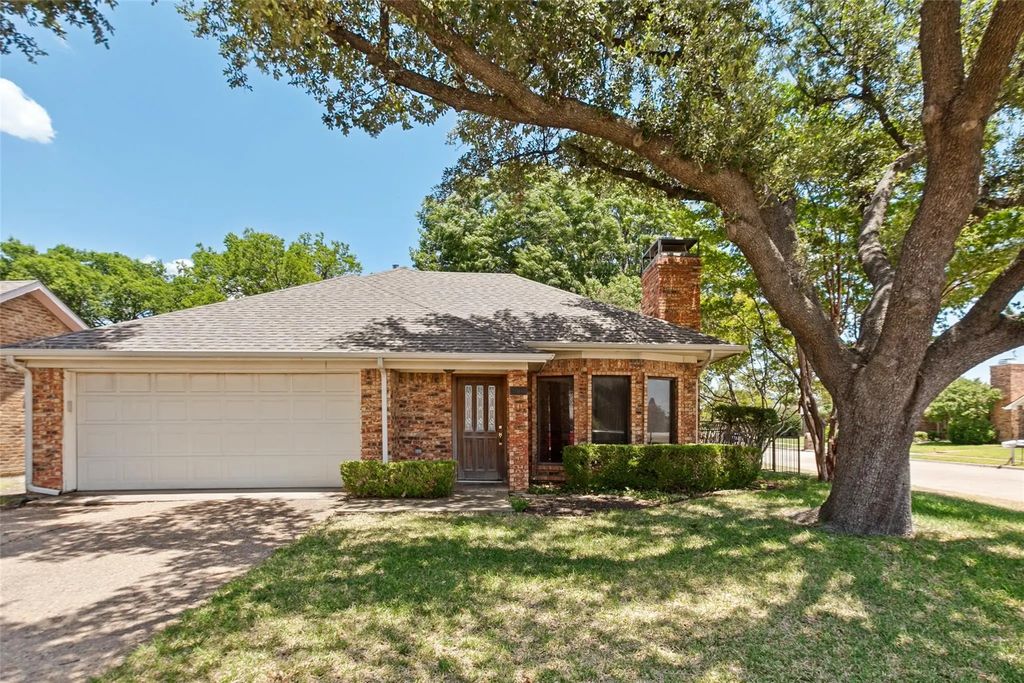 2901 Big Oaks Drive, Garland