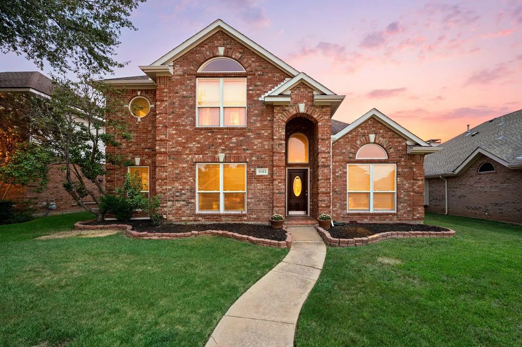 1133 Kelly Lane, Lewisville