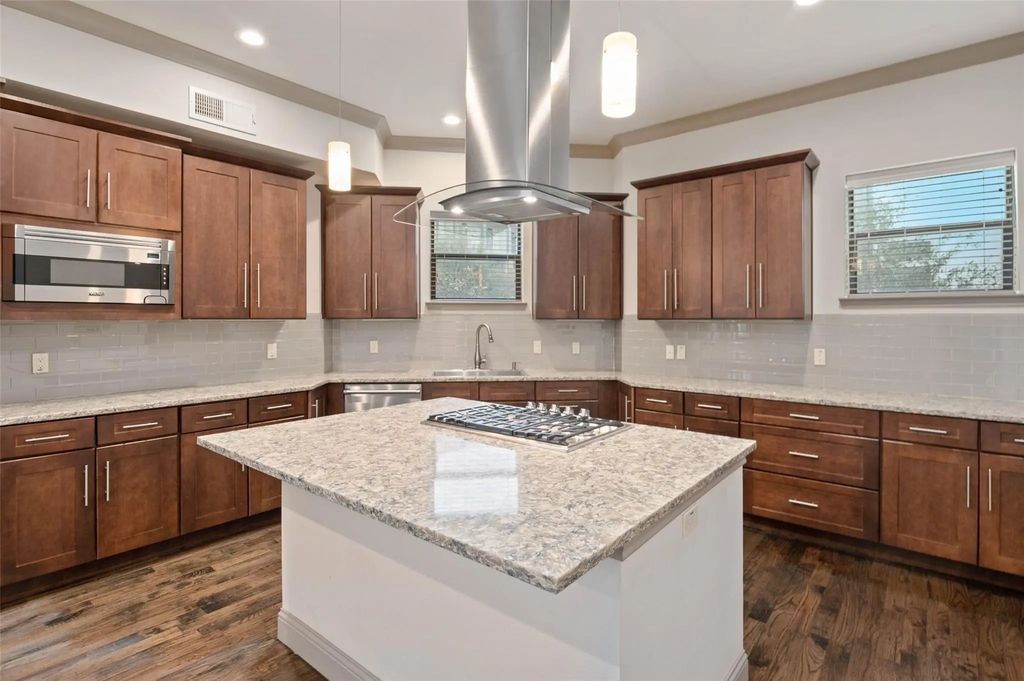 1021 Pavillion Avenue 7, Dallas