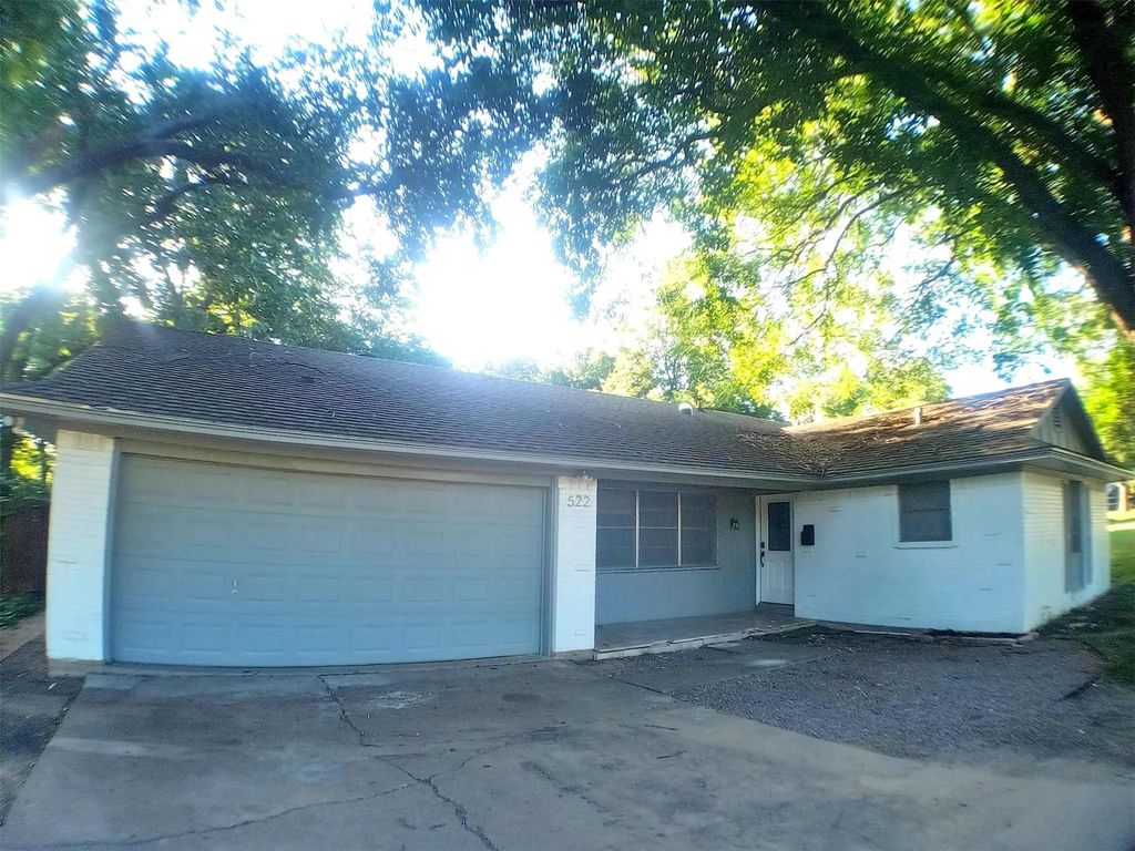 522 4th Street, Grand Prairie