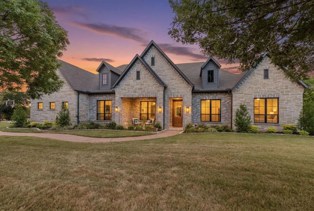 871 Beechwood Lane, Fairview