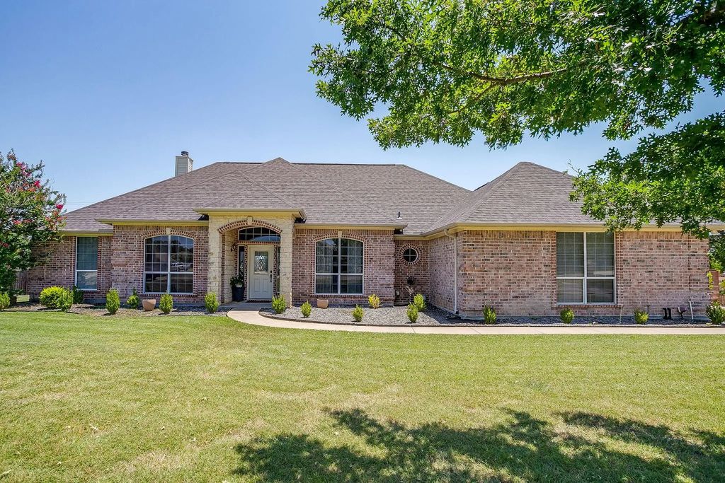 162 Lakeview Drive, Aledo