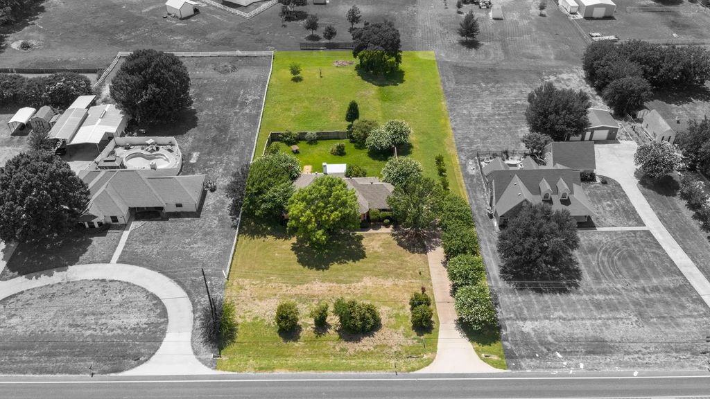 4016 Ovilla Road, Waxahachie