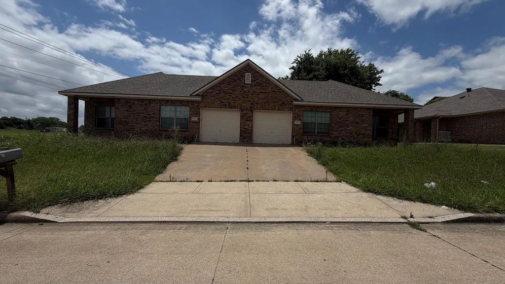 7901 Marydean Avenue, Fort Worth
