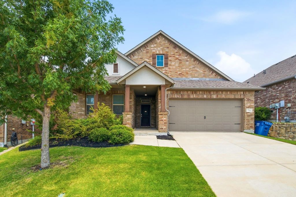 716 Monarch Lane, Celina