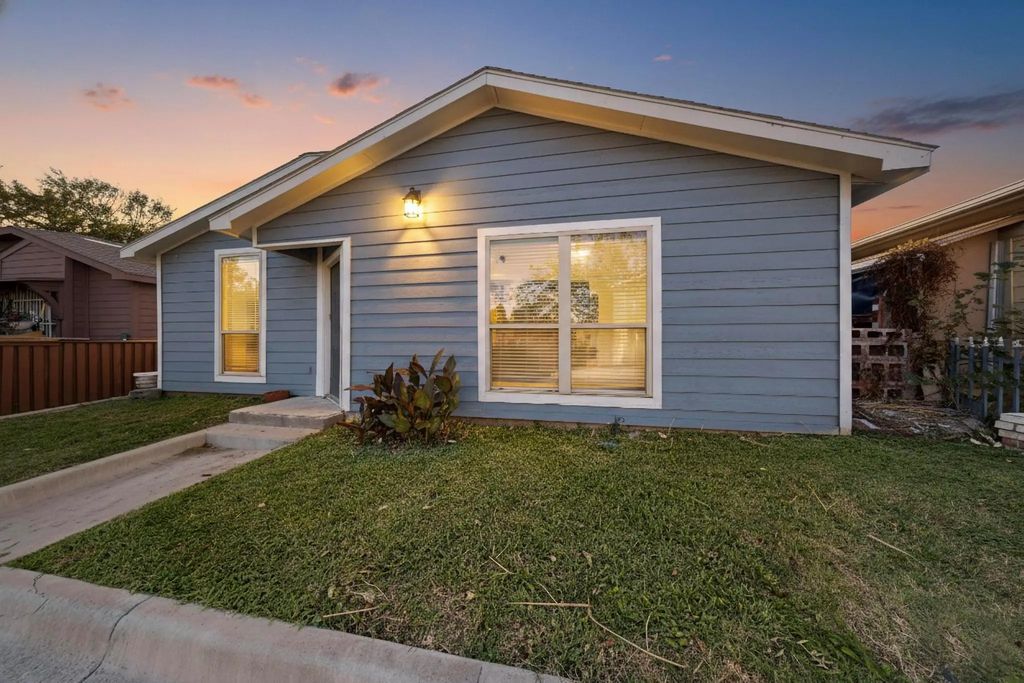 2007 Red Cloud Drive, Dallas