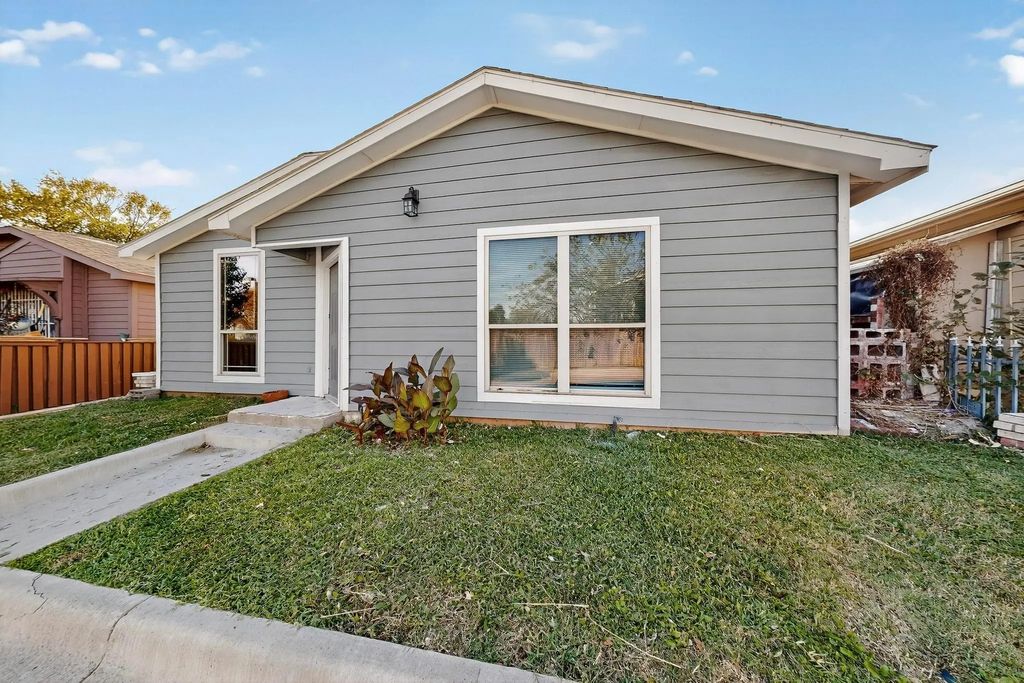 2007 Red Cloud Drive, Dallas