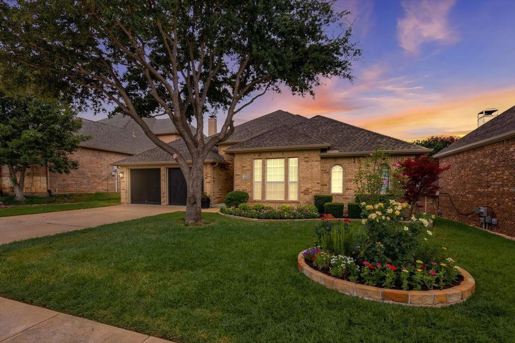 2209 Frio Drive, Keller