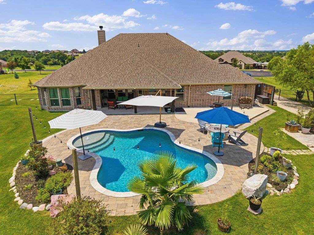 2711 Naomi Court, Farmersville