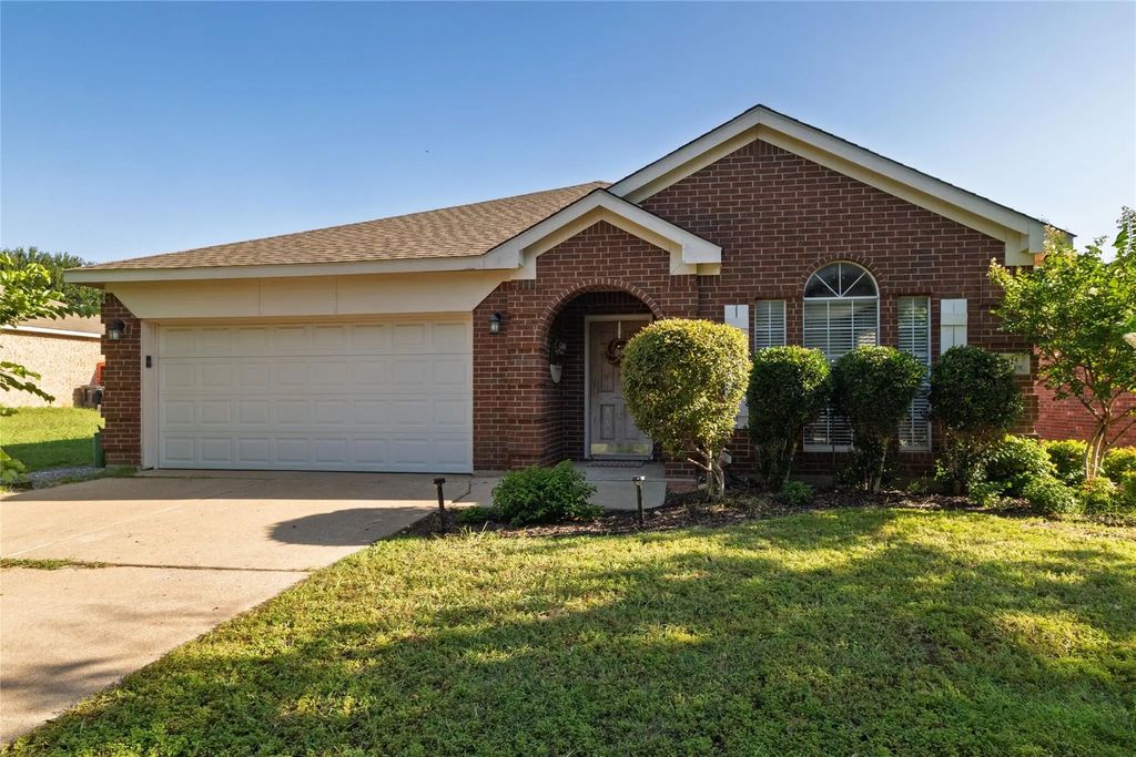 4025 Chisos Rim Trail, Fort Worth