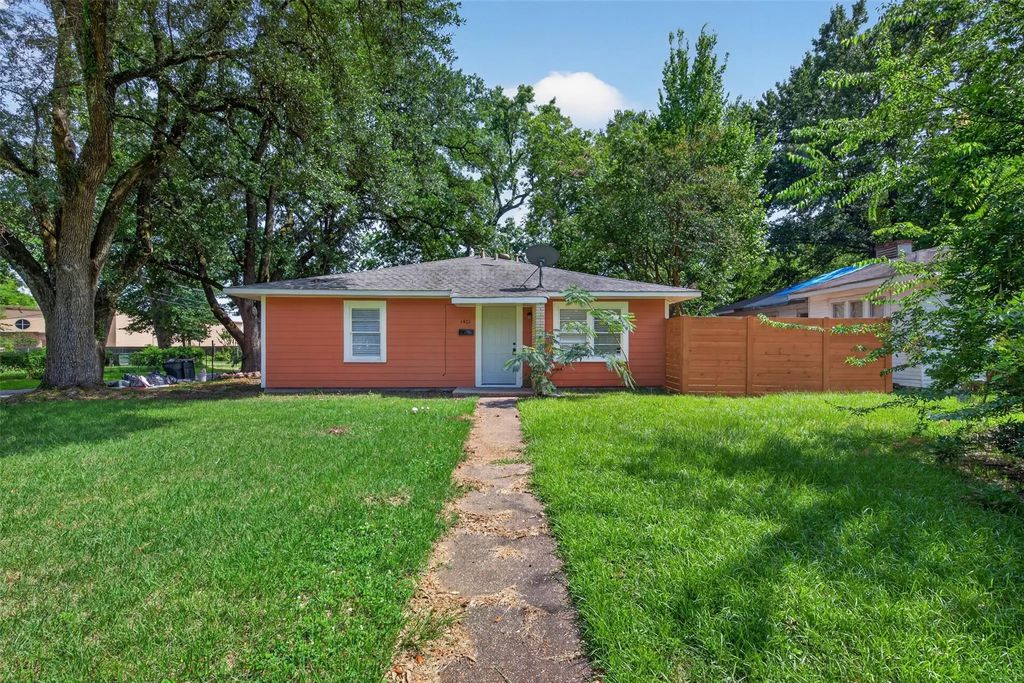 1401 Glen Oak Place, Shreveport
