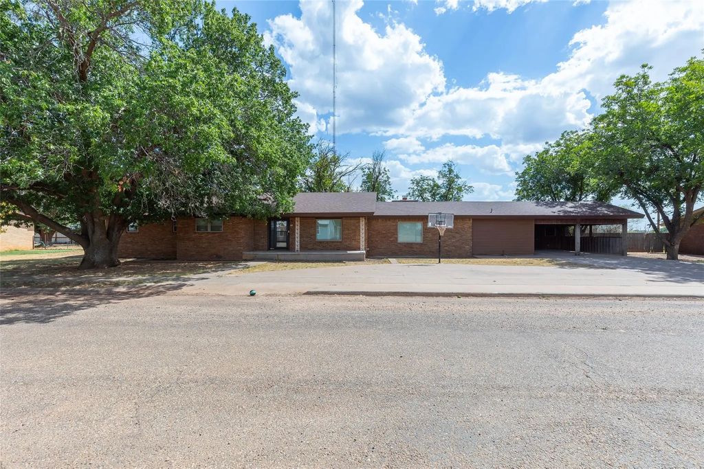 163 Williams Street, Jayton