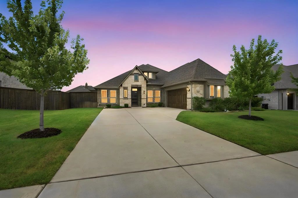 466 Summer Grove Drive, Midlothian