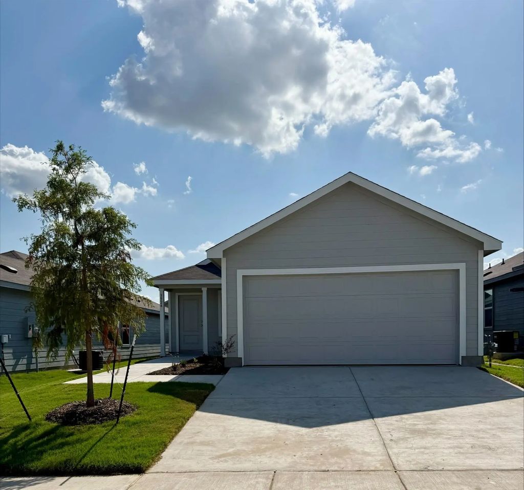 3924 Superior Place, Sherman
