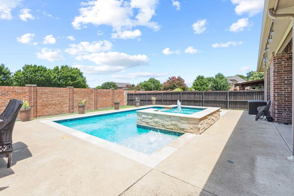 1995 Verde Court, Allen