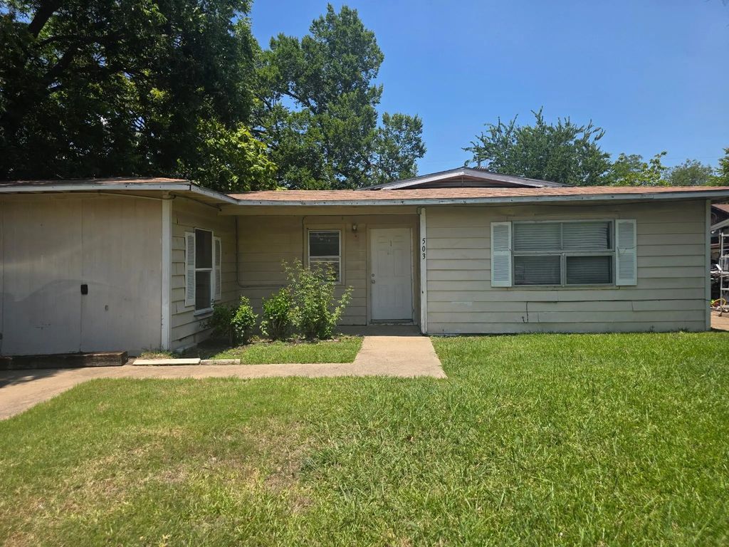 503 E Ridgewood Drive, Garland