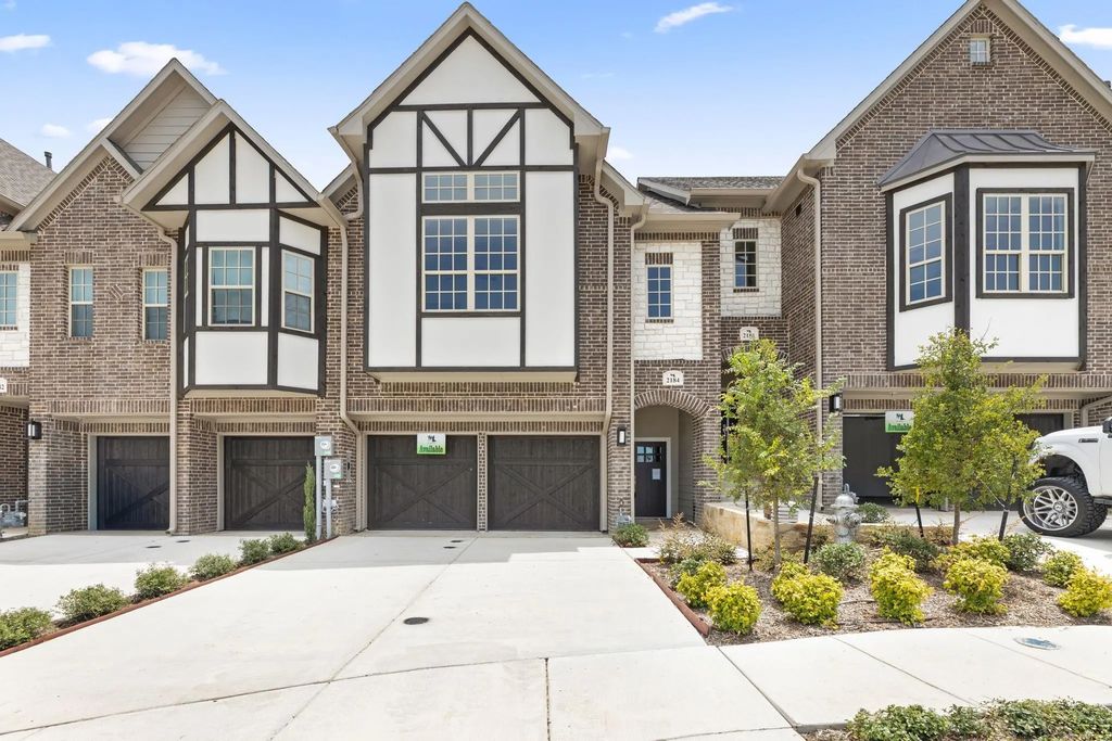 2184 Southwick Drive, Lewisville