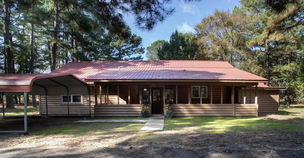 3150 County Road 4930, Quitman