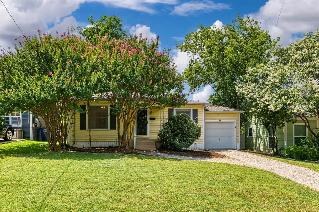 8639 San Benito Way, Dallas