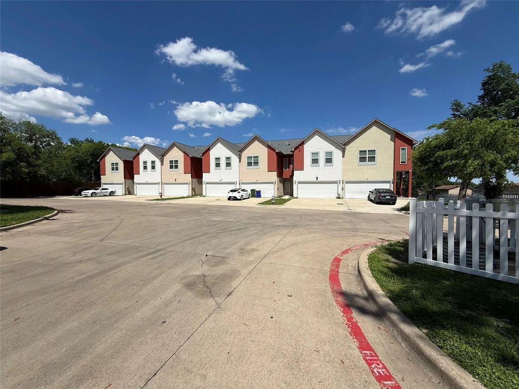 230 Heritage Court, Seagoville