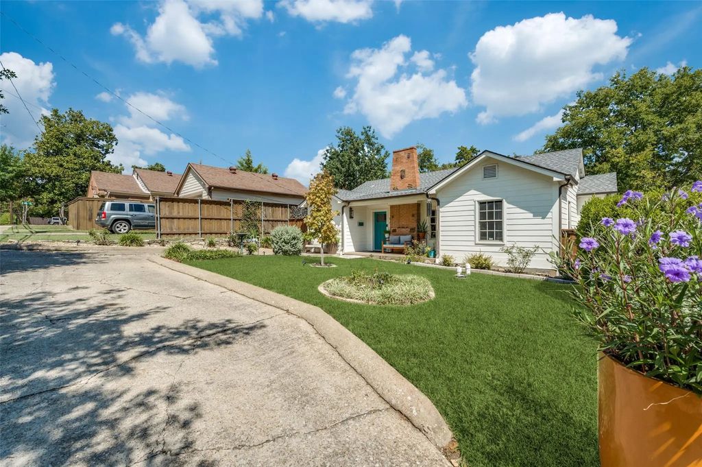 1106 Tenison Memorial Drive, Dallas