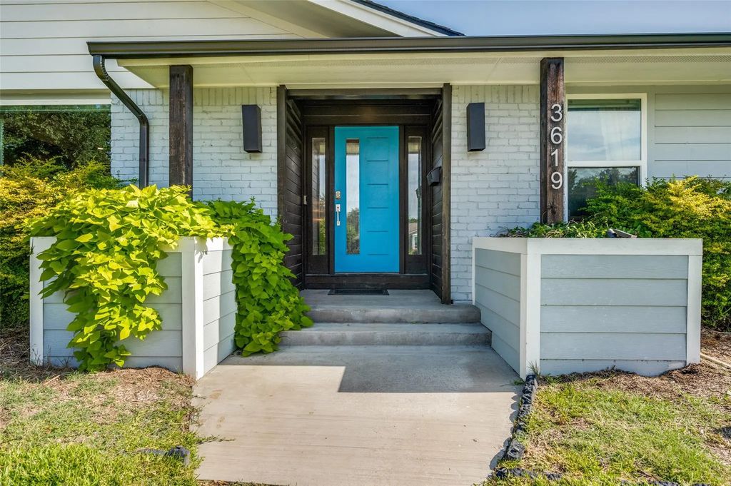 3619 Merrell Road, Dallas