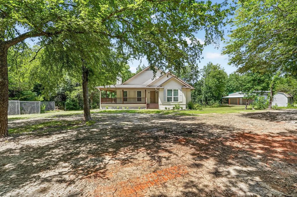 1188 Tribble Road, Sherman