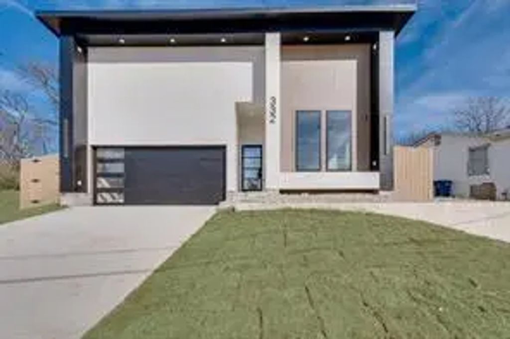 332 Avenue Avenue E, Dallas