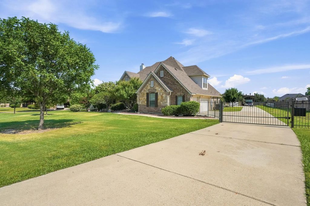 416 Lonesome Star Trail, Haslet