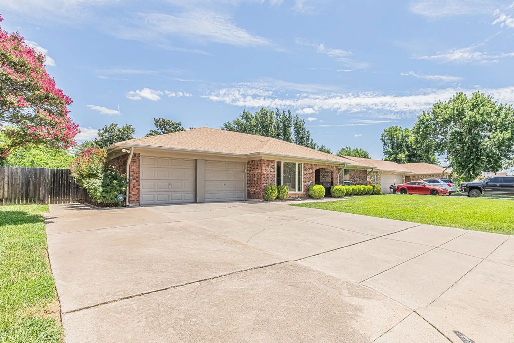 5532 Misty Meadow Drive, North Richland Hills