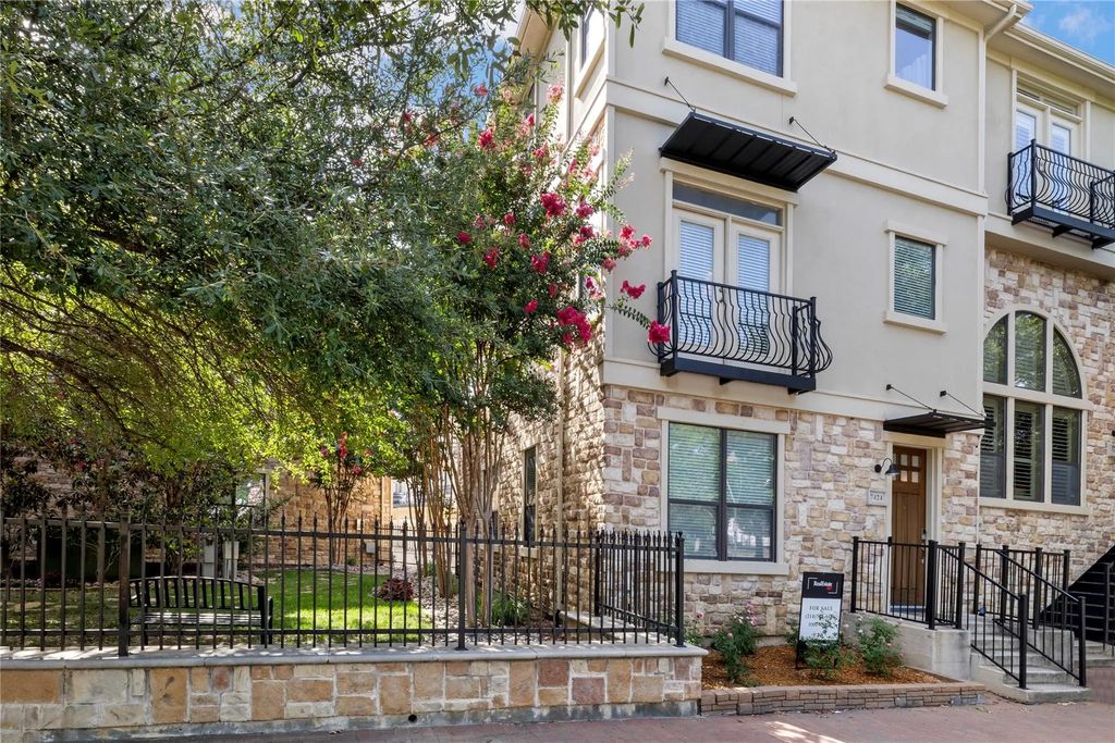 7424 Bishop Road, Plano