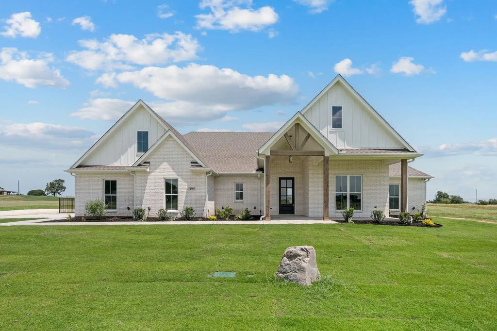 2705 Gospel Road, Tolar