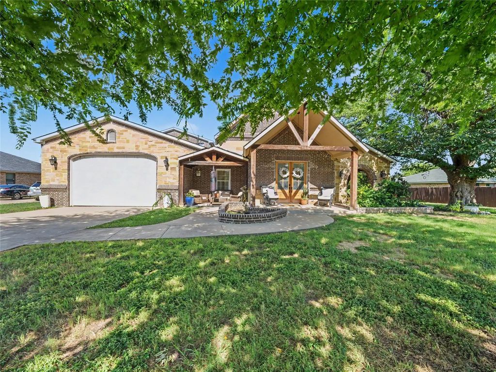 6701 Nauert Road, Forest Hill