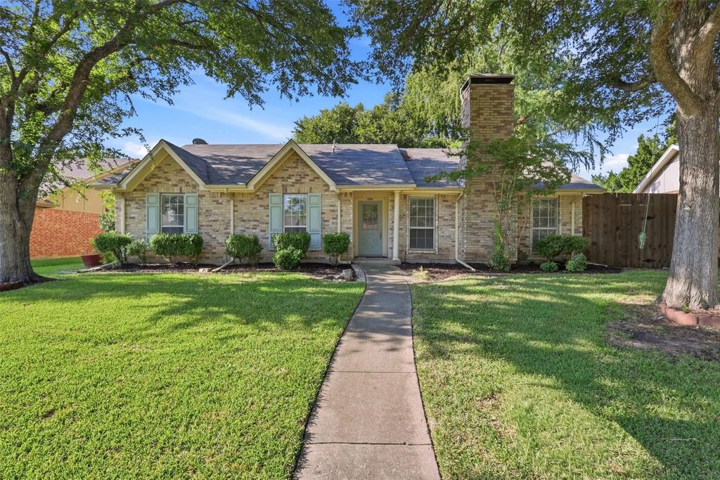 250 Creekside Lane, Coppell