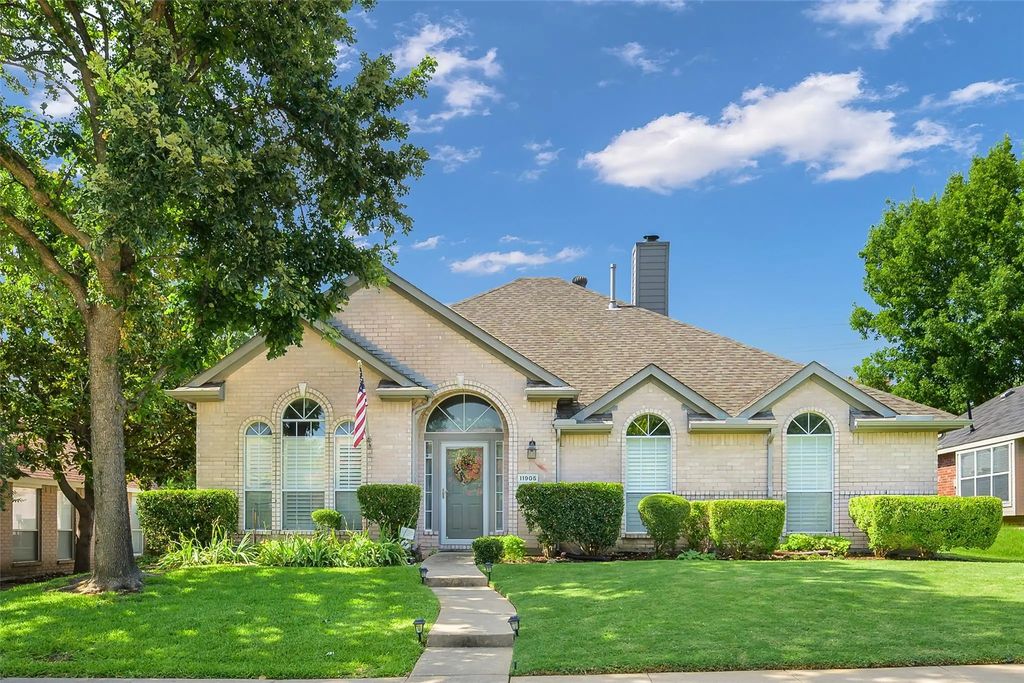 11905 Amber Valley Drive, Frisco