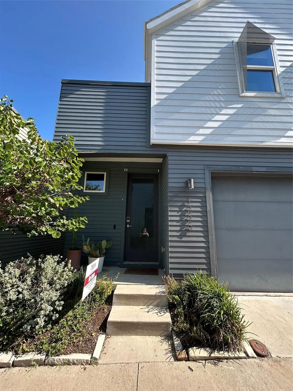 1229 Clifftop Lane, Dallas