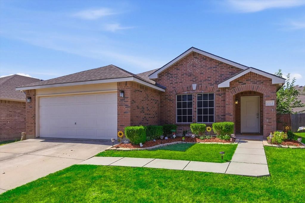 4524 Hounds Tail Lane, Fort Worth