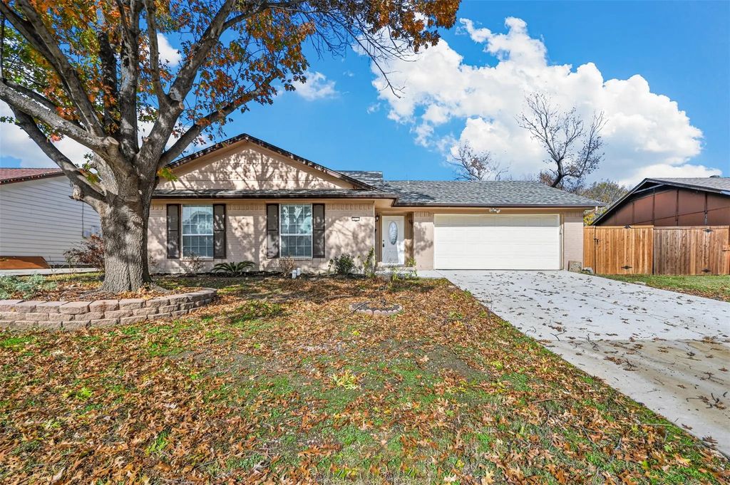 2029 Greenwood Road, Carrollton