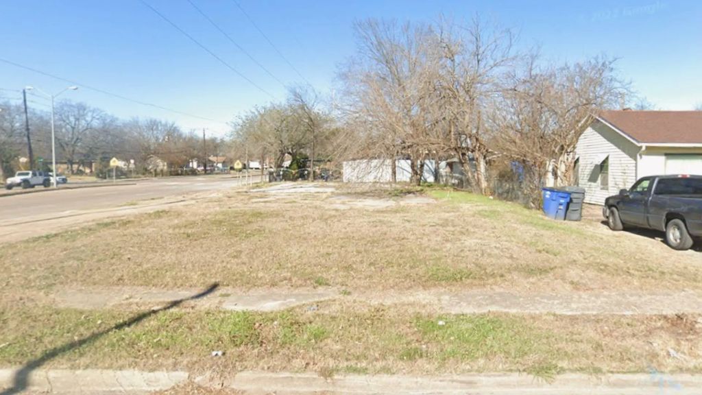 436 Murdock Road, Dallas