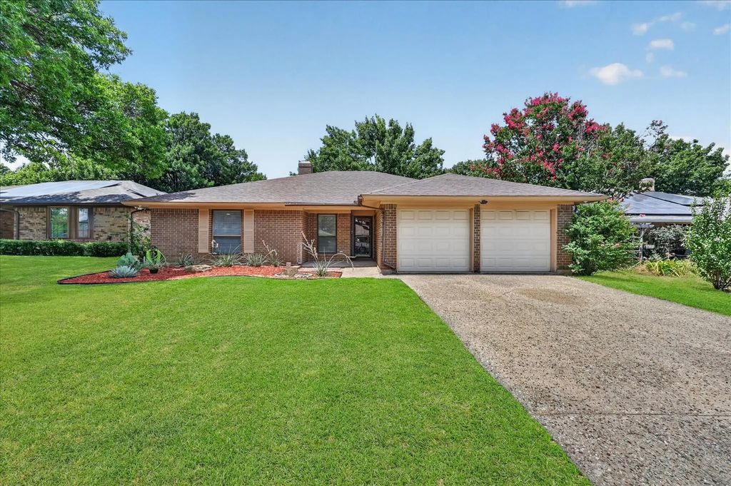 3520 Willowbrook Drive, Fort Worth