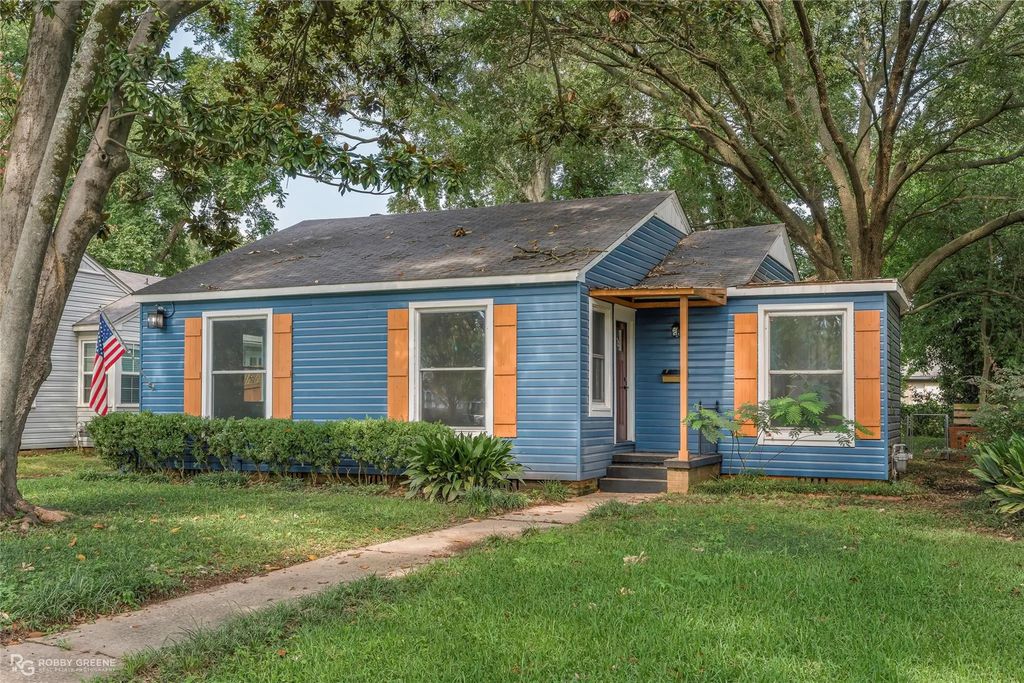 3535 Greenway Place, Shreveport