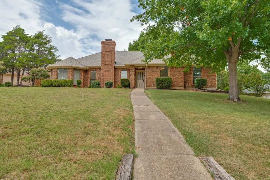 131 Honey Tree Lane, DeSoto